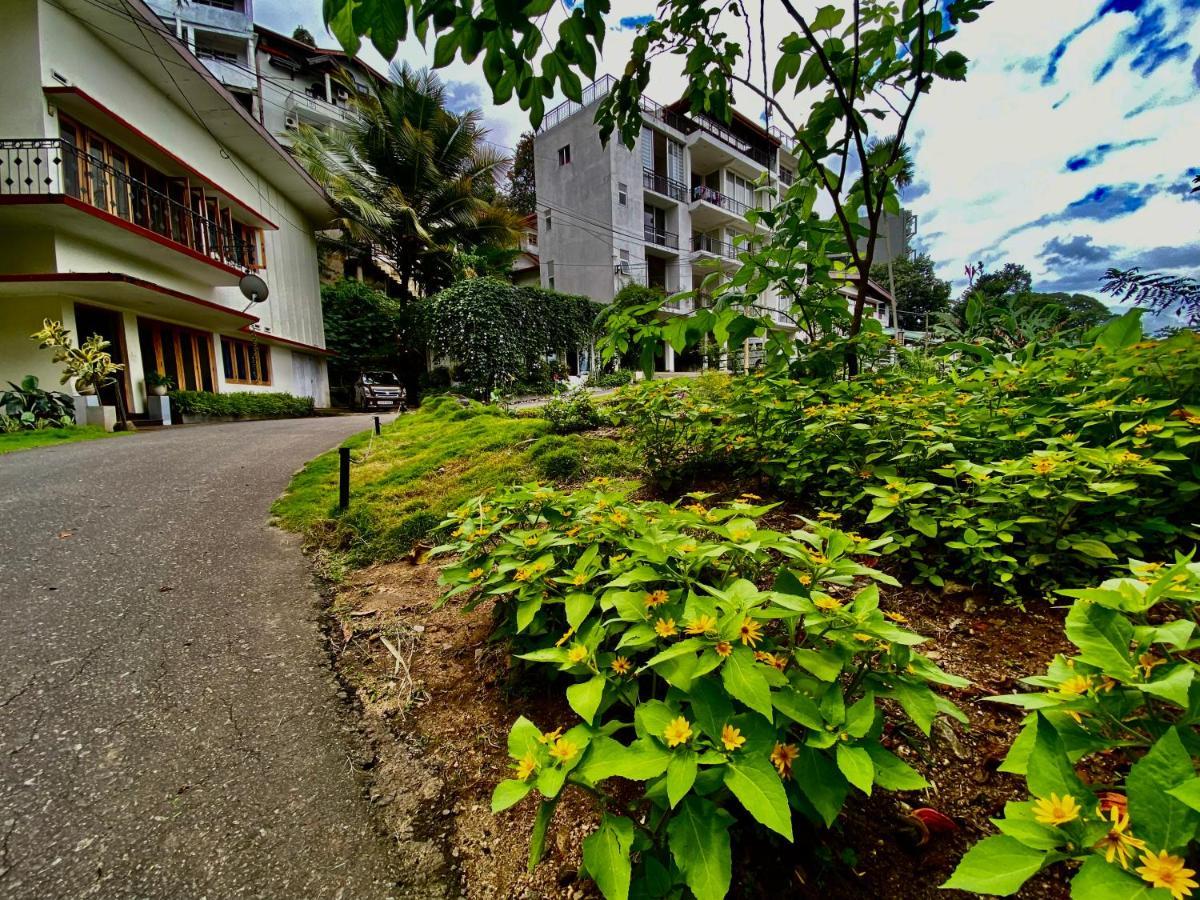 Sesatha Lake Kandy Exterior photo